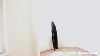 قحبة مغربية ممحونة هايجة كتكفت وكتغوت