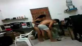 تصوير مخفي علي السرير لشرموطه مصريه