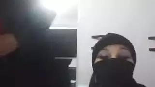 شهوة مثلية محجبة: فيلم تركي للكبار طويل