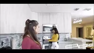 ماراثون إكس إكس إكس عرقي: حلوة لاتينية تأخذ قضيب أسود لساعات
