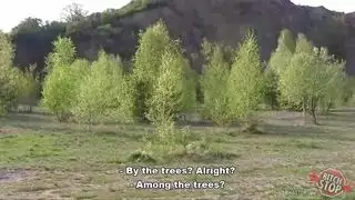 شعر داكن عذراء صربي