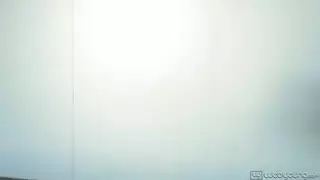 استيقاظ سافوي قاسي: خيال تقبيل باللسان ولعق فرج