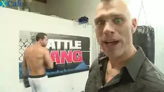 عاري الصدر فتاة الألمانية مقلاع